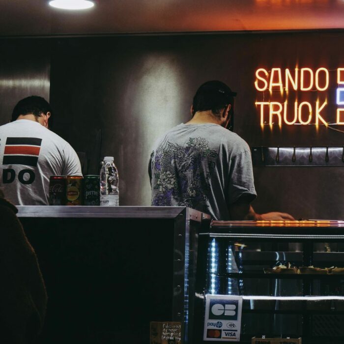 Sando Sando Truck