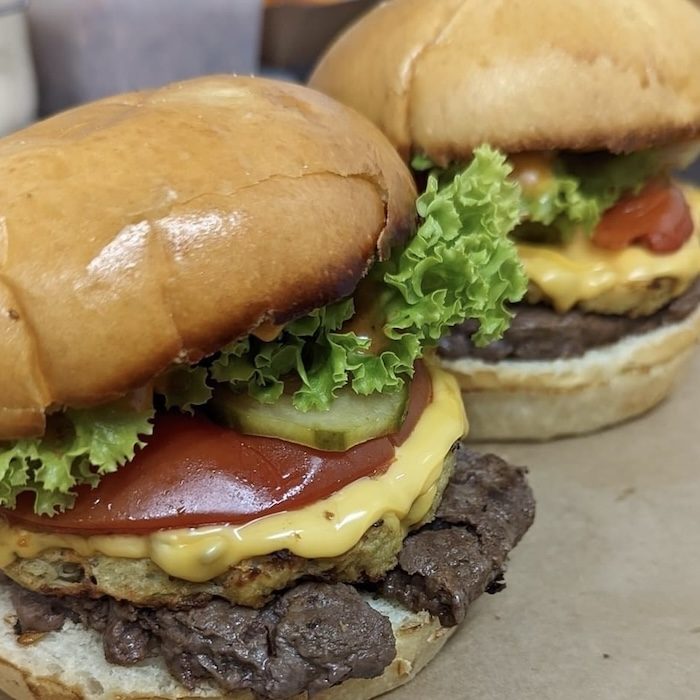 Food Truck Metronome Burgers