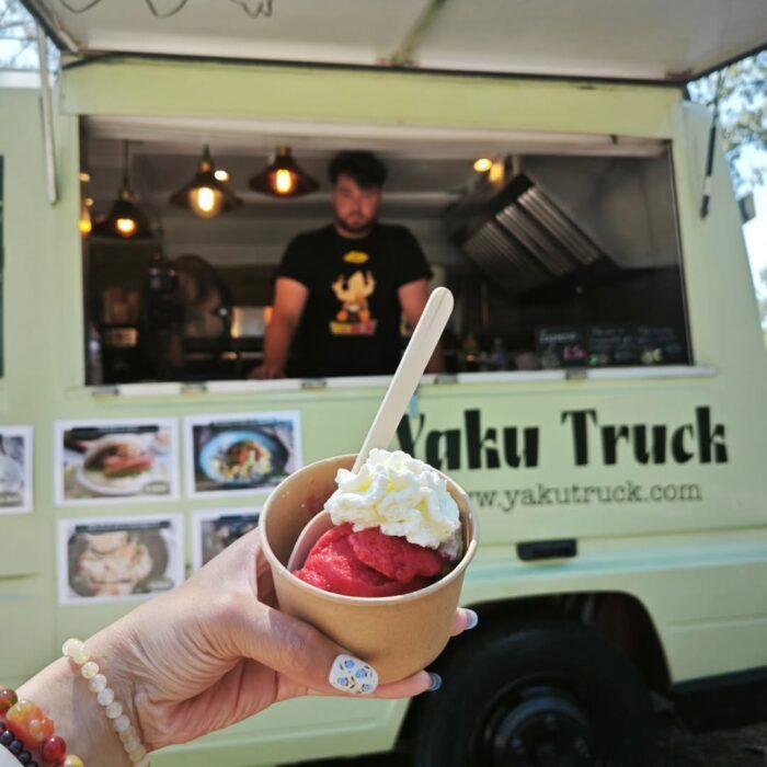 Food Truck Yaku Truck